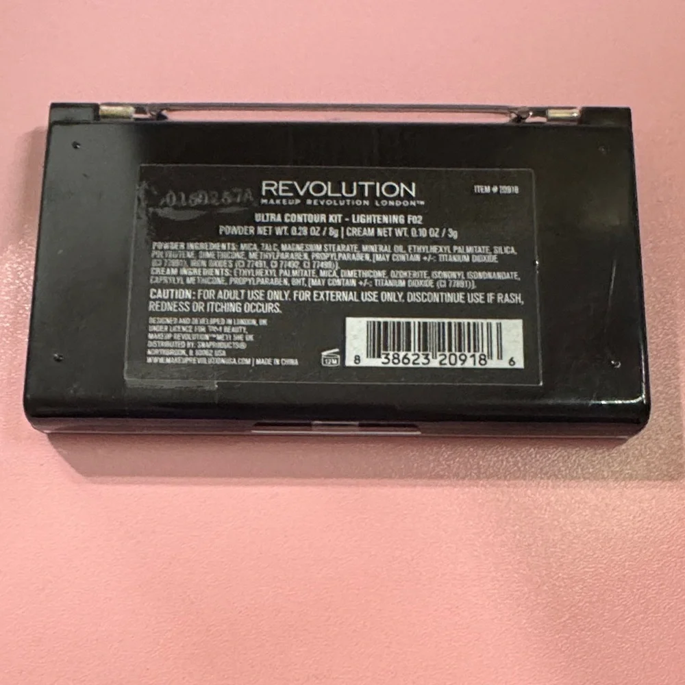 Makeup Revolution Contour Trio - Cream, Tan, White